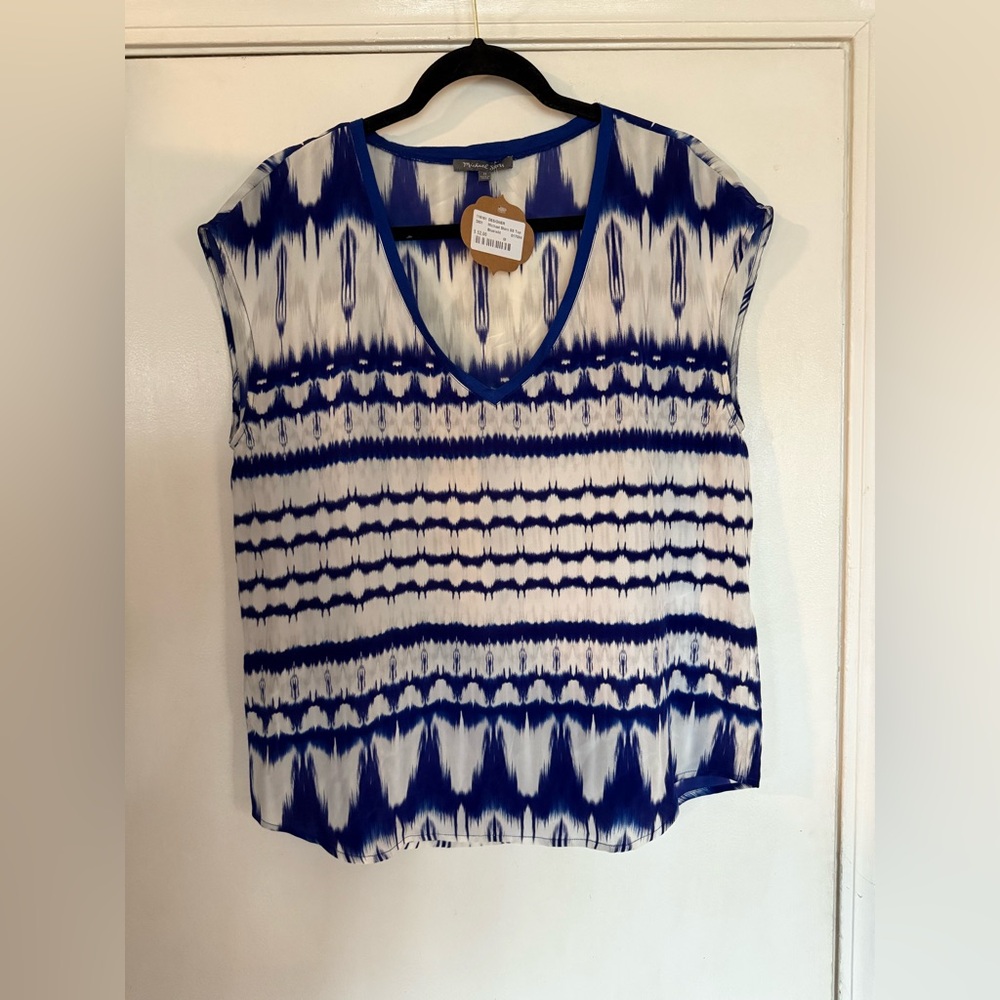 Blue & White Silk Top – Short Sleeve V-Neck – Size M
